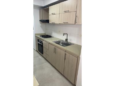 Apartamento en venta en Prados Del Norte, Cali · foto 5 de 15