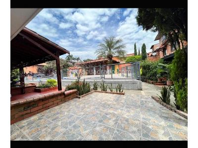 Casa de 3 alcobas en venta en Valle Del Lili, Cali, 100 m² · foto 18 de 20