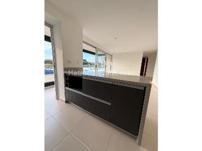 Apartamento de 3 alcobas en venta en Valle Del Lili, Cali, 84 m² · foto 3 de 14