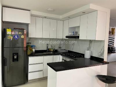 Casa de 3 alcobas en venta en Valle Del Lili, Cali, 113 m² · foto 1 de 17