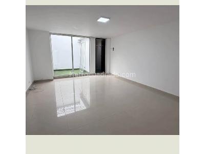Casa de 5 alcobas en venta en Quintas De Don Simon, Cali, 286 m² · foto 4 de 8