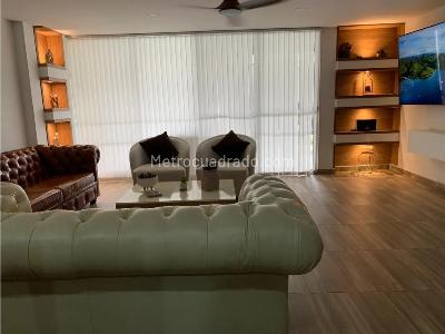 Casa de 5 alcobas en venta en Prados Del Norte, Cali, 225 m² · foto 2 de 13