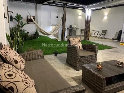 Casa de 5 alcobas en venta en Prados Del Norte, Cali, 225 m² · foto 4 de 13