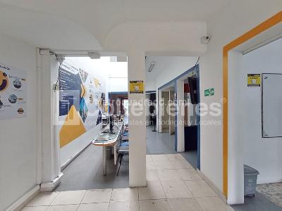 Casa en arriendo en Prado, Medellín · foto 3 de 20
