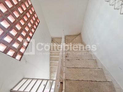 Casa de 5 alcobas en venta en Prado, Medellín, 263 m² · foto 16 de 20