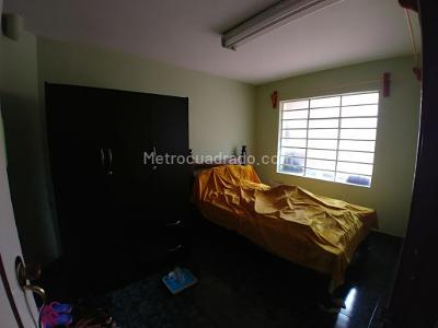 Casa de 5 alcobas en venta en Cristo Rey, Medellín, 510 m² · foto 7 de 18