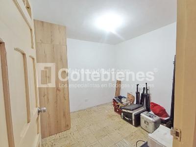 Casa de 5 alcobas en venta en Santa Maria, Itagüí, 339 m² · foto 14 de 20