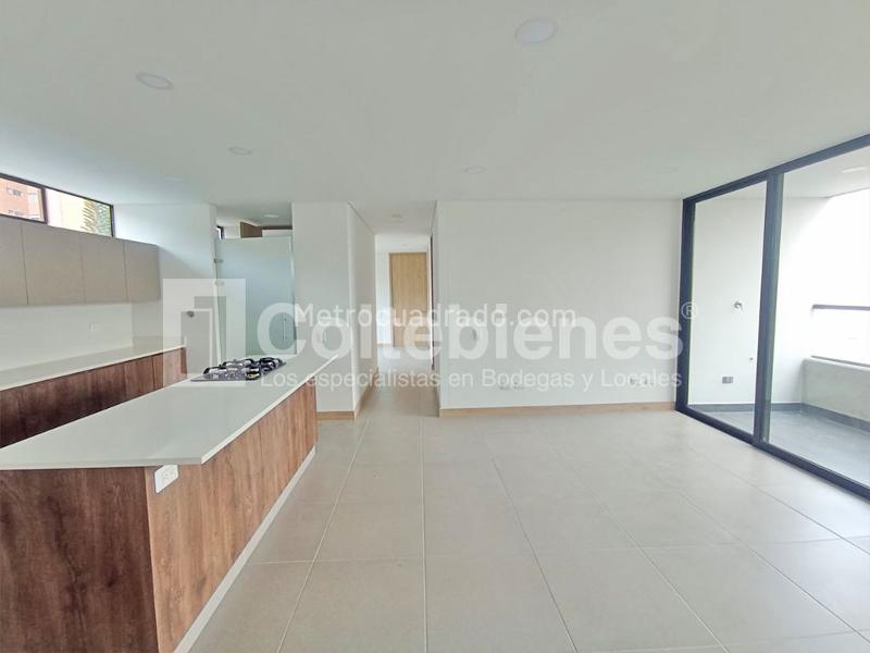 Apartamento Nuevo de 2 Alcobas en Marymount, El Poblado - 2