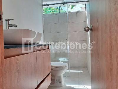 Apartamento de 3 alcobas en venta en El Poblado, Medellín, 107 m² · foto 9 de 16