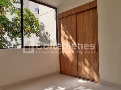 Apartamento de 3 alcobas en venta en El Poblado, Medellín, 107 m² · foto 11 de 16