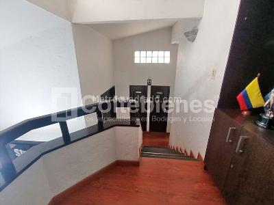 Casa de 5 alcobas en venta en El Poblado, Medellín, 281 m² · foto 20 de 20