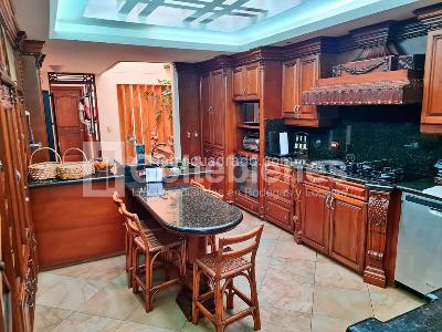 Casa de 5 alcobas en venta en Altos Del Poblado, Medellín, 1000 m² · foto 24 de 24