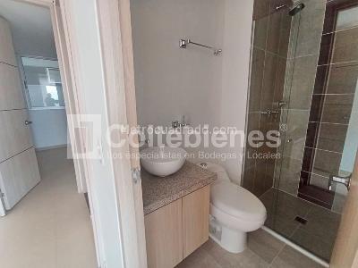 Apartamento de 2 alcobas en venta en Prado, Bello, 79 m² · foto 10 de 14
