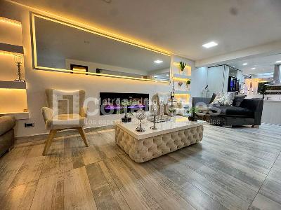 Casa de 4 alcobas en venta en Belen, Medellín, 210 m² · foto 2 de 18