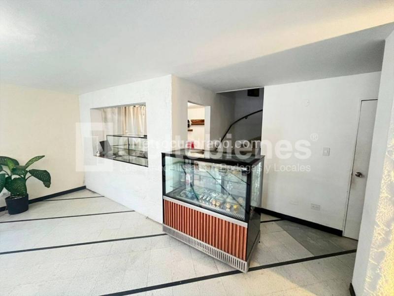 Commercial 5BR House for Rent in Estadio - 4