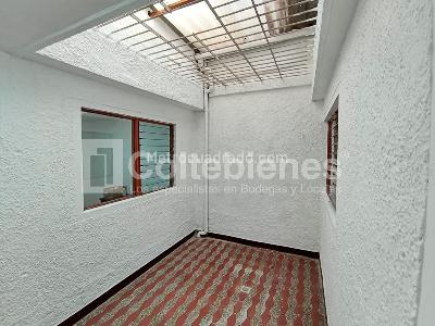 Casa de 5 alcobas en venta en Guayabal, Medellín, 174 m² · foto 5 de 20