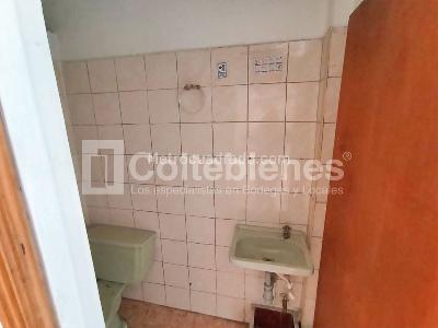 Casa de 5 alcobas en venta en Guayabal, Medellín, 174 m² · foto 19 de 20