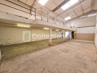Warehouse for rent in Guayabal, Medellín
