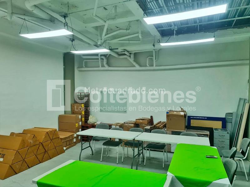 Bodega en Arriendo, Envigado, Envigado - Más