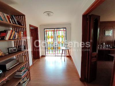 Apartamento de 3 alcobas en venta en Castropol, Medellín, 320 m² · foto 4 de 20