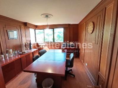 Apartamento de 3 alcobas en venta en Castropol, Medellín, 320 m² · foto 5 de 20