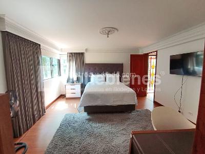 Apartamento de 3 alcobas en venta en Castropol, Medellín, 320 m² · foto 6 de 20