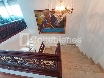 Apartamento de 3 alcobas en venta en Castropol, Medellín, 320 m² · foto 11 de 20