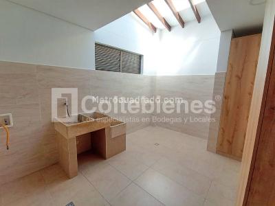 Casa de 5 alcobas en venta en Loma Del Escobero, Envigado · foto 16 de 20