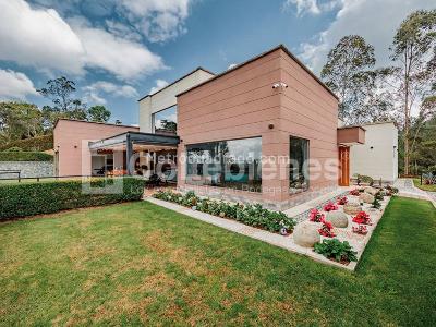 Casa de 5 alcobas en venta en Loma Del Escobero, Envigado · foto 7 de 20