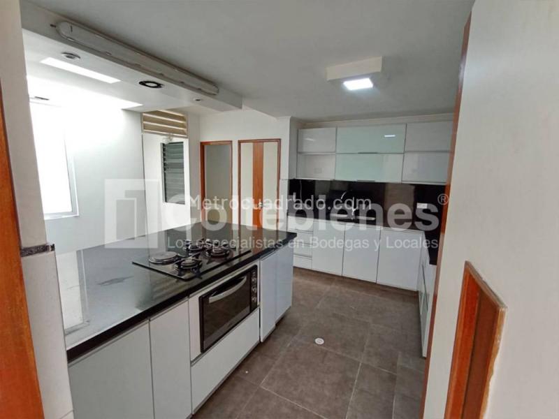 Casa Amplia de 4 Alcobas en Castropol - 5