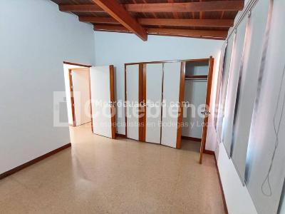 Casa en arriendo en Castropol, Medellín · foto 18 de 20