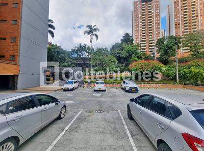 Apartamento de 3 alcobas en venta en El Poblado, Medellín, 94 m² · foto 19 de 20