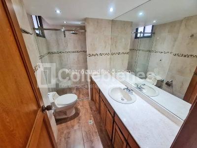Apartamento en arriendo en Poblado, Medellín · foto 19 de 20