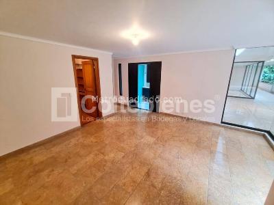 Apartamento en arriendo en Poblado, Medellín · foto 8 de 20