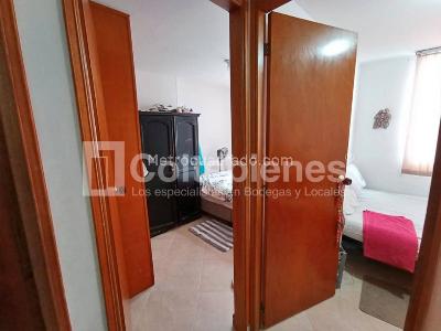 Apartamento de 3 alcobas en venta en Niquia, Bello, 55 m² · foto 4 de 11