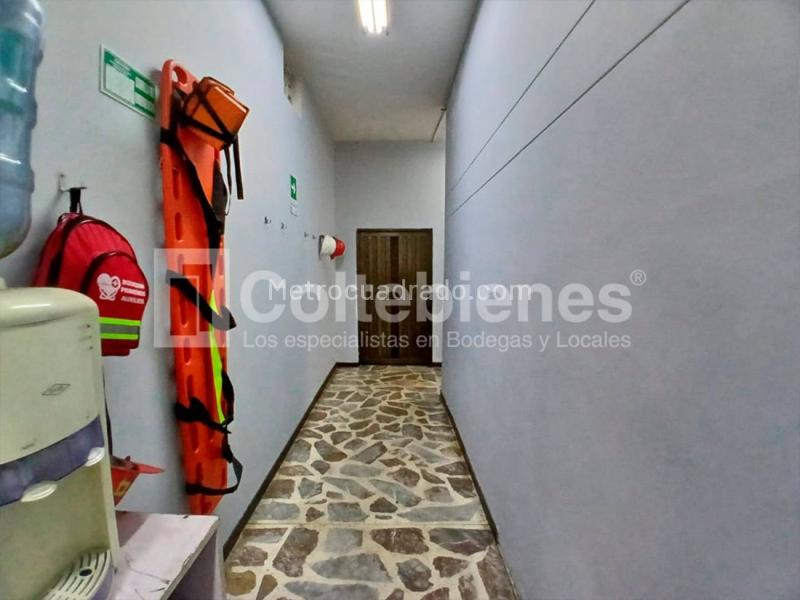 Bodega en Arriendo, Aguacatala, Medellín - Więcej