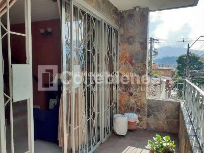 Casa de 3 alcobas en venta en Prado, Medellín, 64 m² · foto 15 de 16