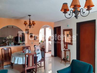 Casa de 3 alcobas en venta en Prado, Medellín, 64 m² · foto 2 de 16