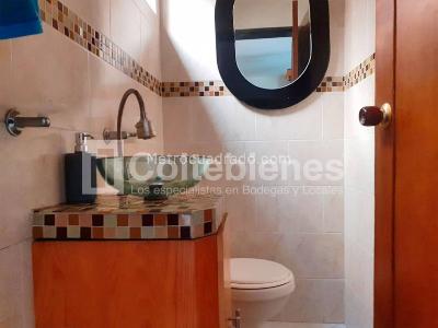 Casa de 3 alcobas en venta en Prado, Medellín, 64 m² · foto 6 de 16
