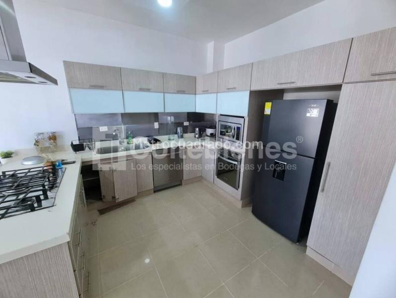 Spacious 3BR House for Rent in El Tesoro - 4