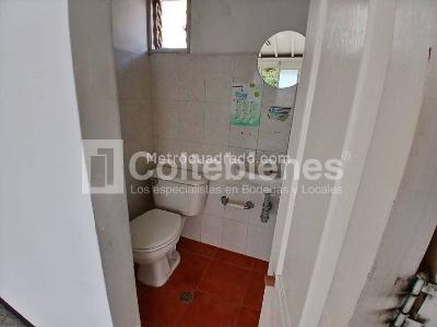 Casa de 5 alcobas en venta en Patio Bonito, Medellín, 402 m² · foto 11 de 20