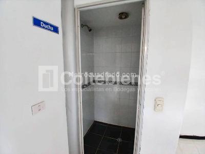 Casa de 5 alcobas en venta en Patio Bonito, Medellín, 402 m² · foto 16 de 20