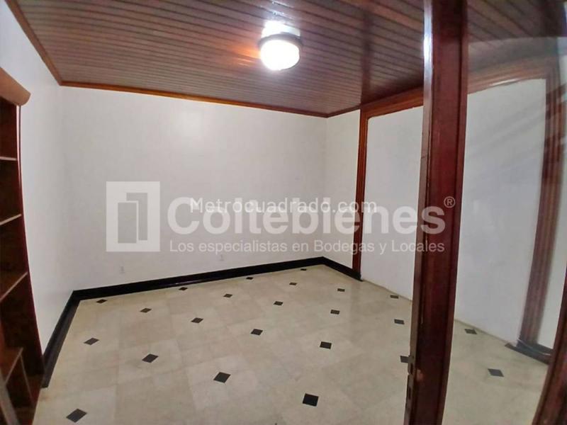 Commercial House for Rent in Prado - 6