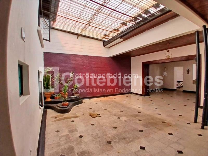 Commercial House for Rent in Prado - 9
