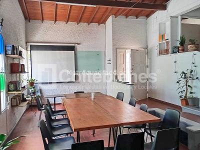 Casa de 5 alcobas en venta en Patio Bonito, Medellín, 400 m² · foto 2 de 16