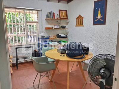Casa de 5 alcobas en venta en Patio Bonito, Medellín, 400 m² · foto 7 de 16