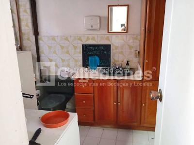 Casa de 5 alcobas en venta en Patio Bonito, Medellín, 400 m² · foto 9 de 16