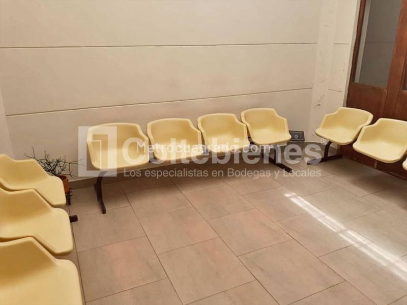 Casa Comercial de 5 Alcobas en Arriendo en Belén Parque (300 m²) - 5