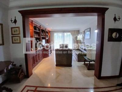 Casa de 4 alcobas en venta en El Poblado, Medellín, 995 m² · foto 19 de 20