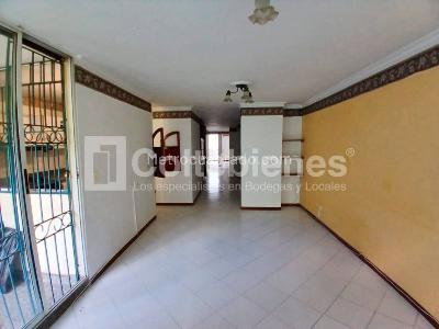 Apartamento en venta en La Castellana, Medellín · foto 2 de 18